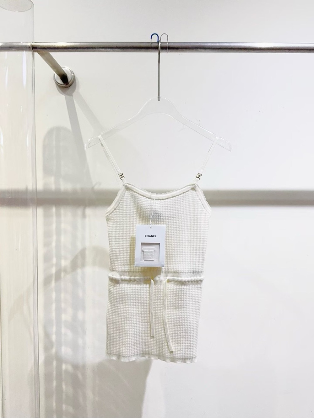 🚩steal CHANEL Cream Knit Bandeau Tank with Drawstring